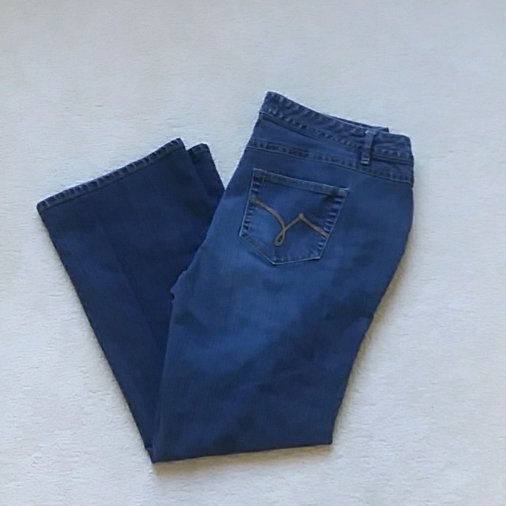 Just My Size modern boot cut jeans 20w